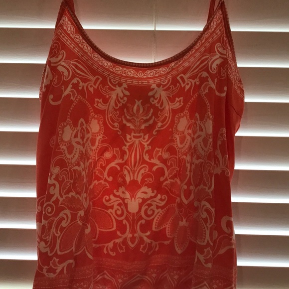 Top - Picture 2 of 4